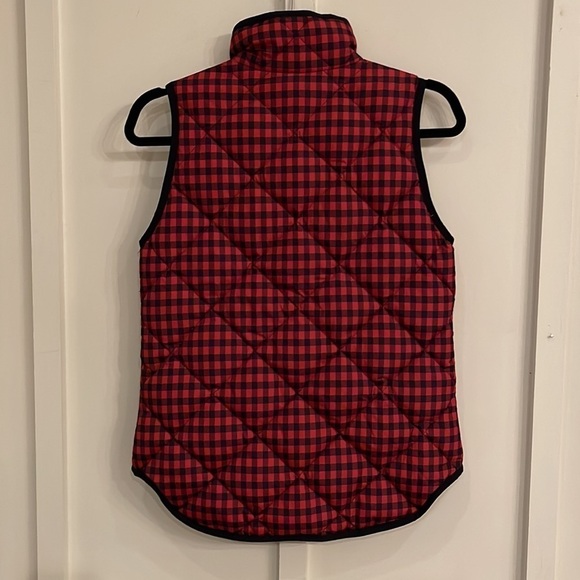 J. Crew Red Buffalo Check Puff Vest XXS - Picture 4 of 5
